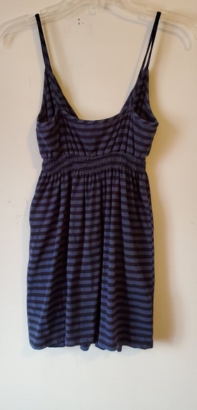 Ella Moss - Picture 2 of 2